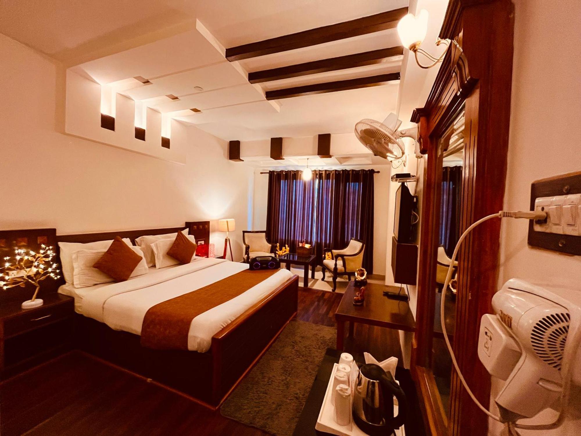 Hotel The North Wind In City Center, Manali Exterior photo