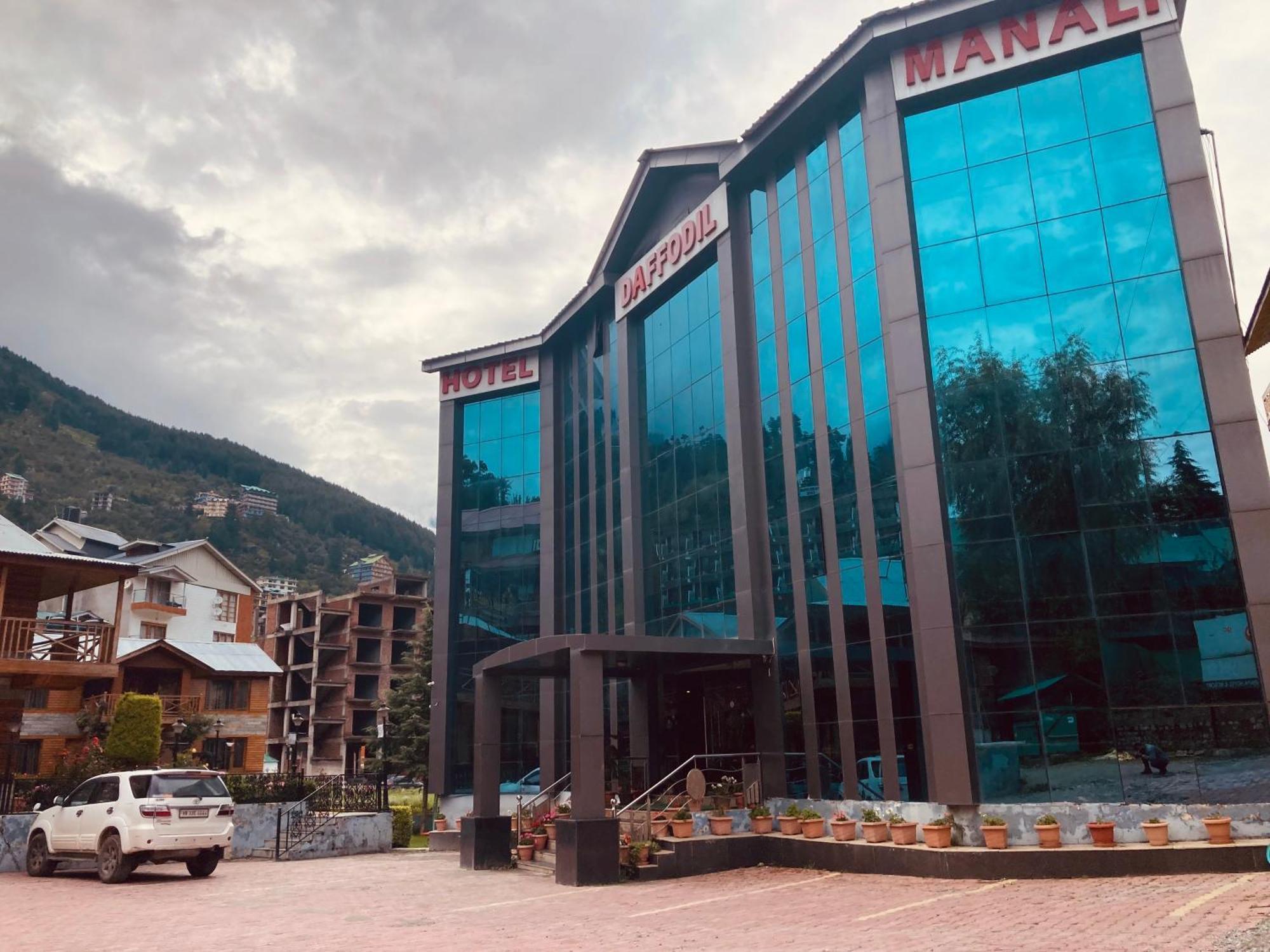 Hotel The North Wind In City Center, Manali Exterior photo